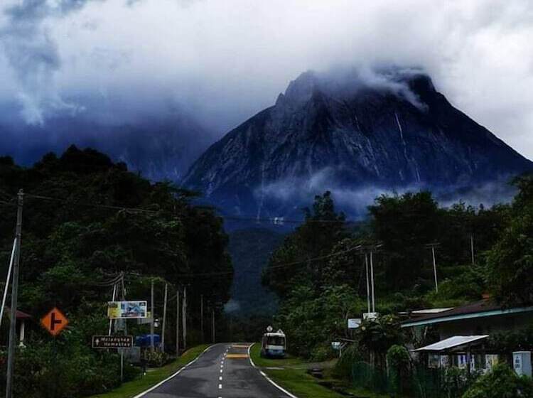 膳宿费 D La Sri Cottage   Asia Camp