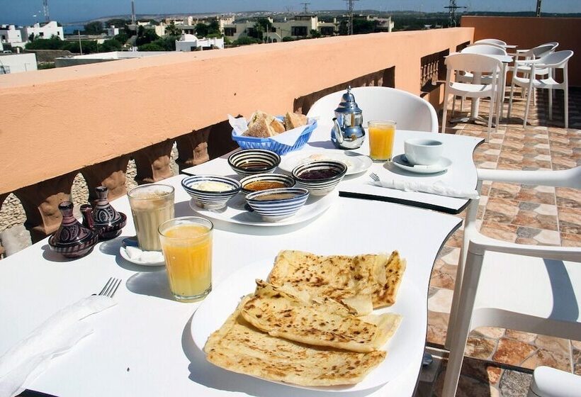 ペンション Dar Iziki