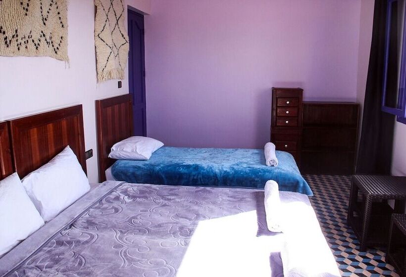 ペンション Dar Iziki