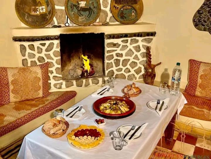 ペンション Dar Iziki