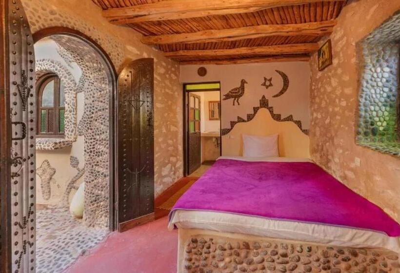 ペンション Dar Iziki