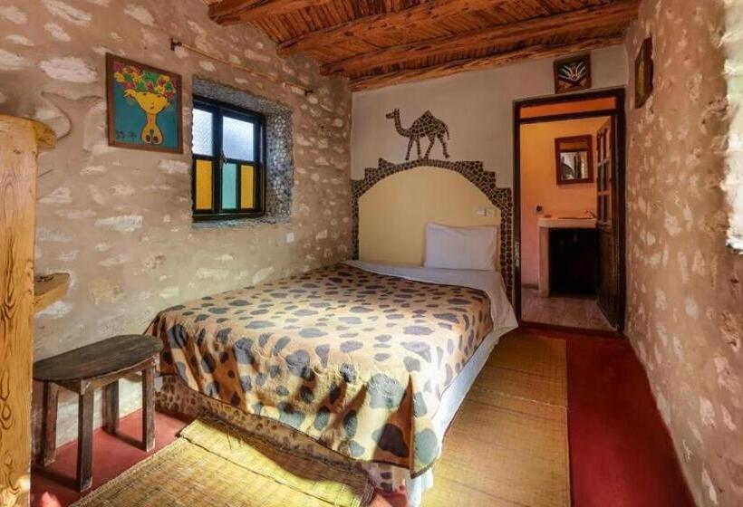 ペンション Dar Iziki