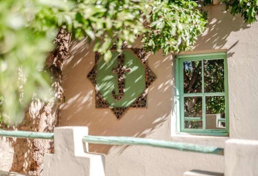 پانسیون Dar Iziki