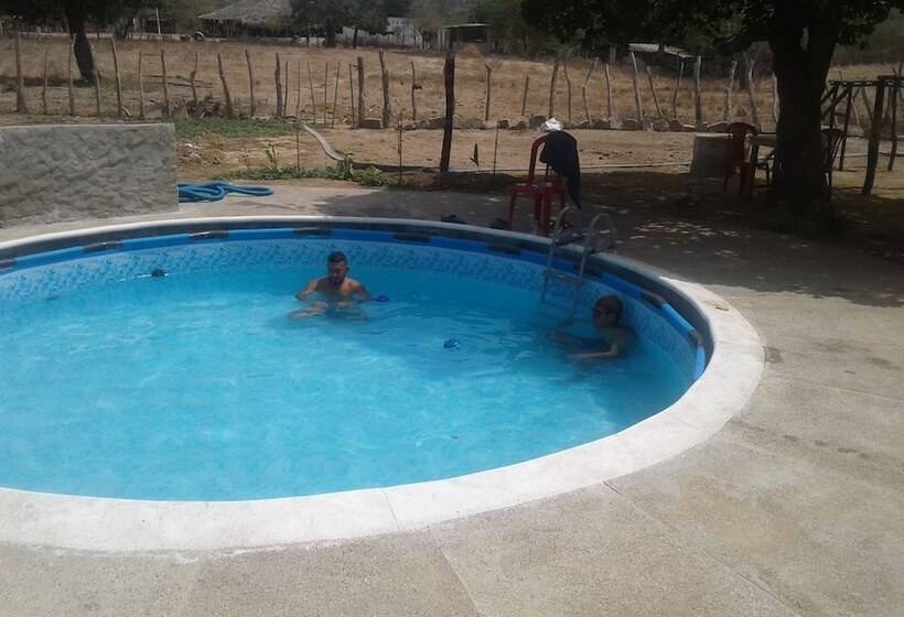 پانسیون Ecogranja Akiez