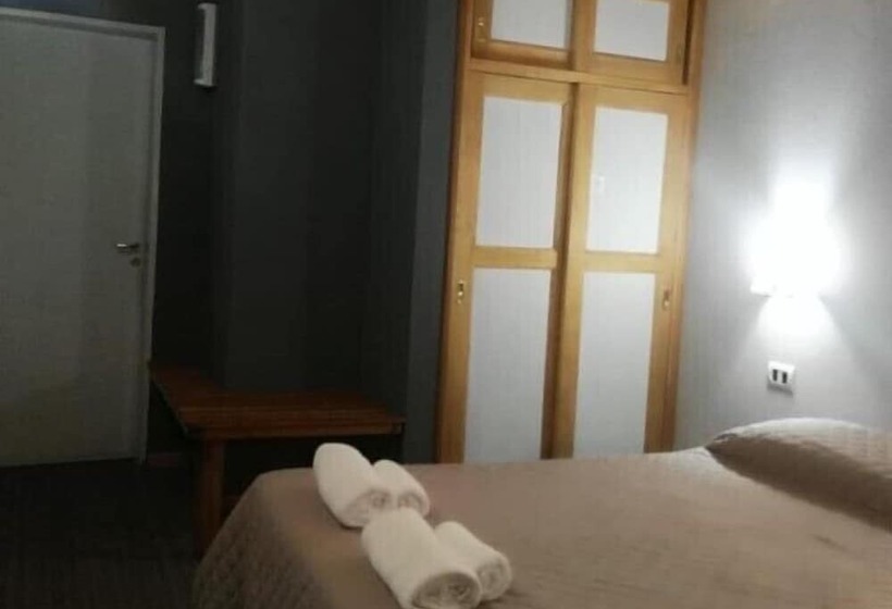 Пансион Elen Hosteria Casa De Te