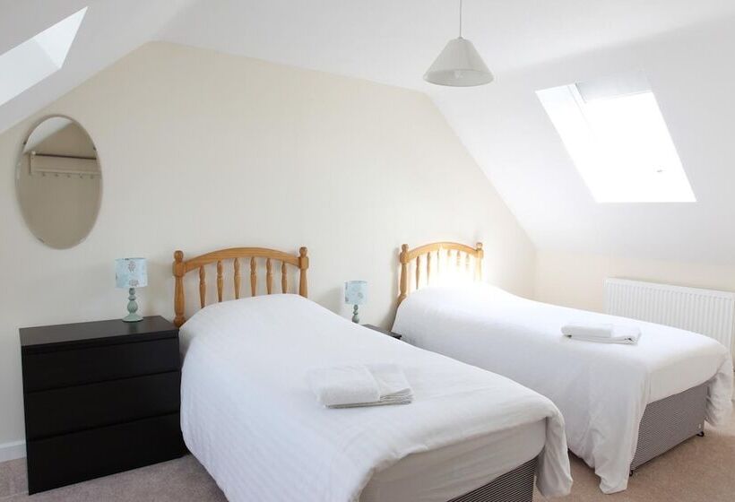 ペンション Elm Tree Farm Accommodation