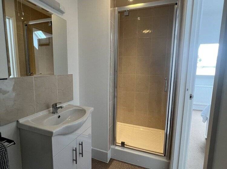 ペンション Elm Tree Farm Accommodation