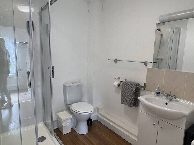 ペンション Elm Tree Farm Accommodation