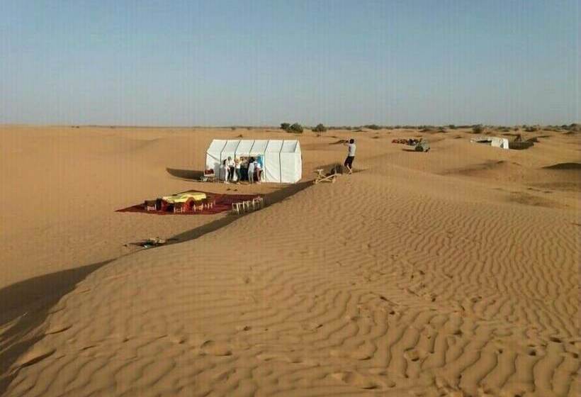 پانسیون Erg Lihoudi Dunes & Bivouac