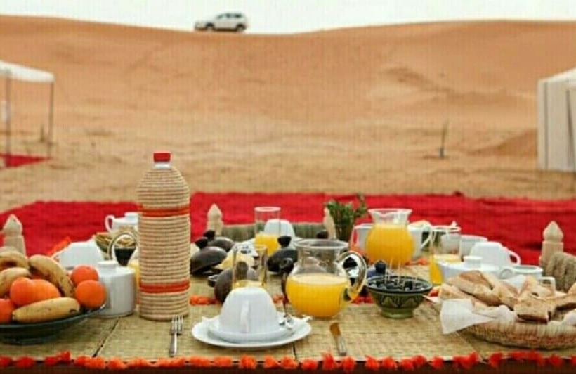 پانسیون Erg Lihoudi Dunes & Bivouac