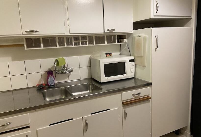 膳宿费 Garpgården