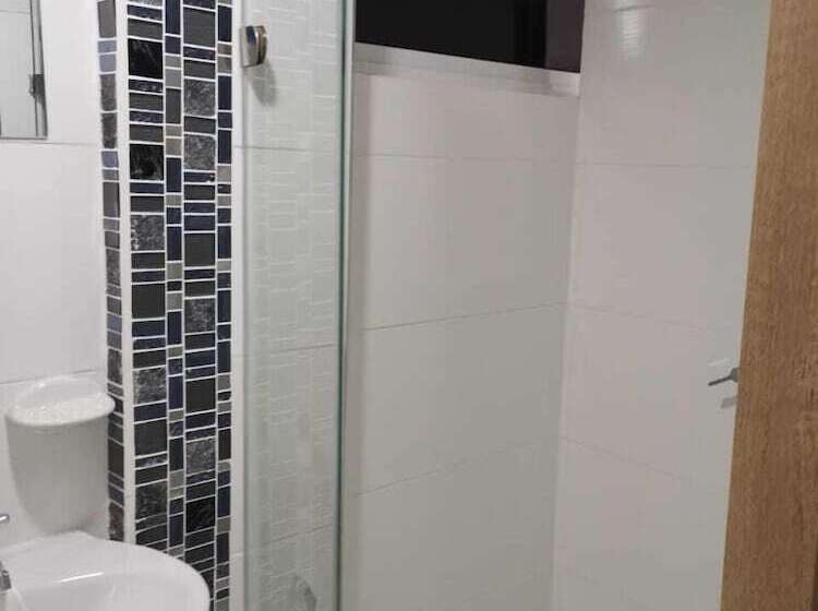 پانسیون Hostal Central Casa Del Turista