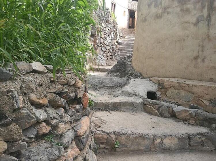 پانسیون Misfah Old House