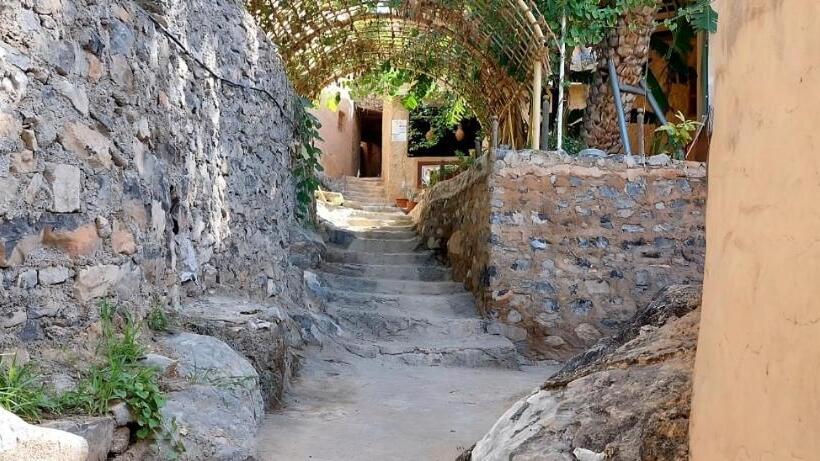 پانسیون Misfah Old House