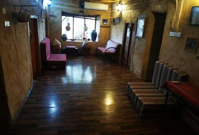 پانسیون Misfah Old House