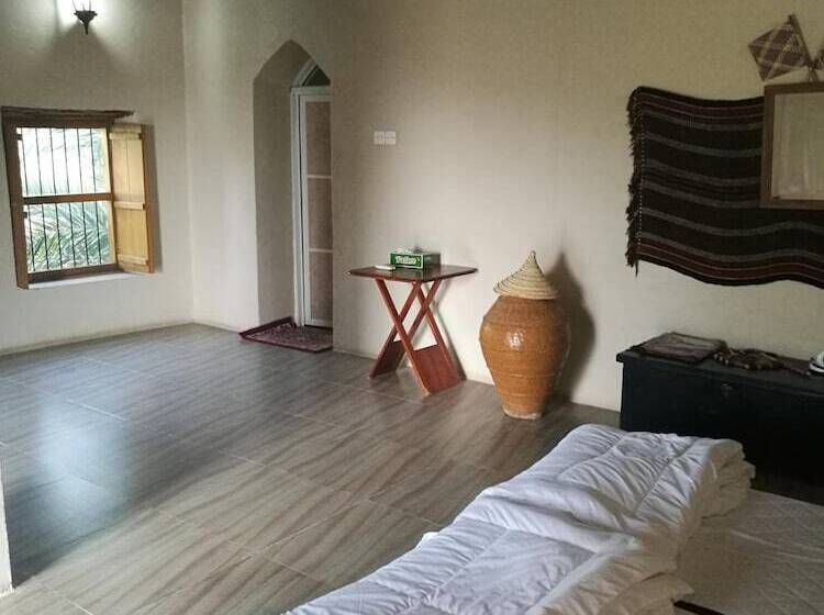 پانسیون Misfah Old House