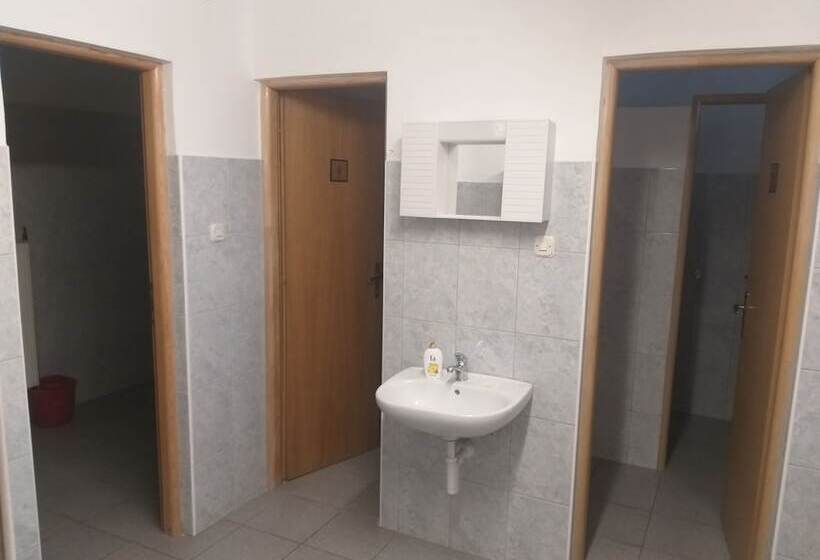 פנסיון Mountain Home Omanovac