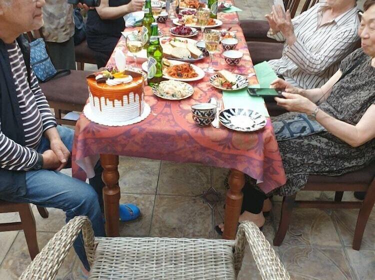 بنسيون S E A S O N S