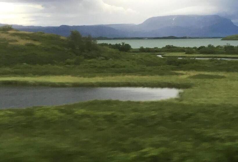 پانسیون Sandhaugar Guesthouse