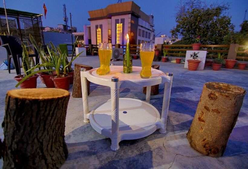 ペンション The Hideout Agra   Boutique Homestay Near Taj