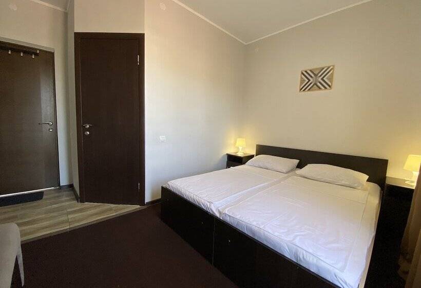 پانسیون Villa Vishnevaya