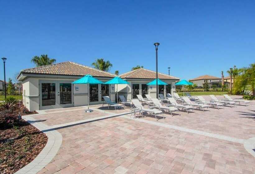 Private Resort Home 1131