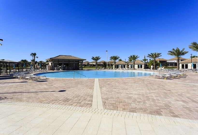 Private Resort Home 1131