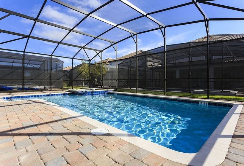 Private Resort Home 1131