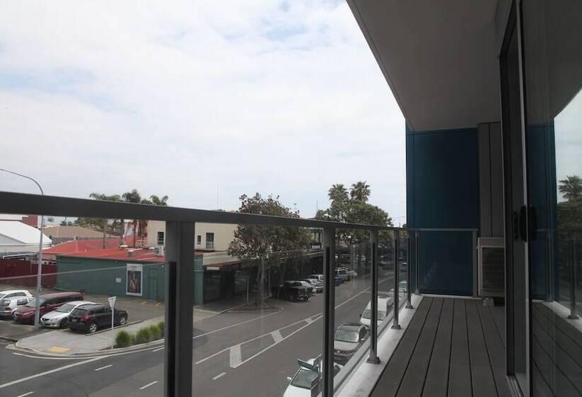 Quayside Apartments