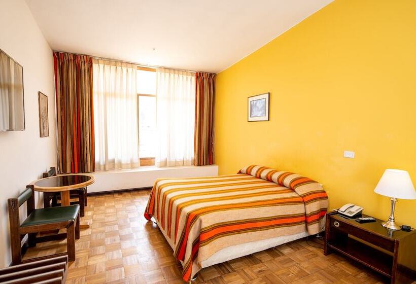 Real Hotel Huascaran