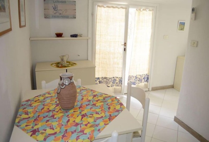 레지던스 La Turistica