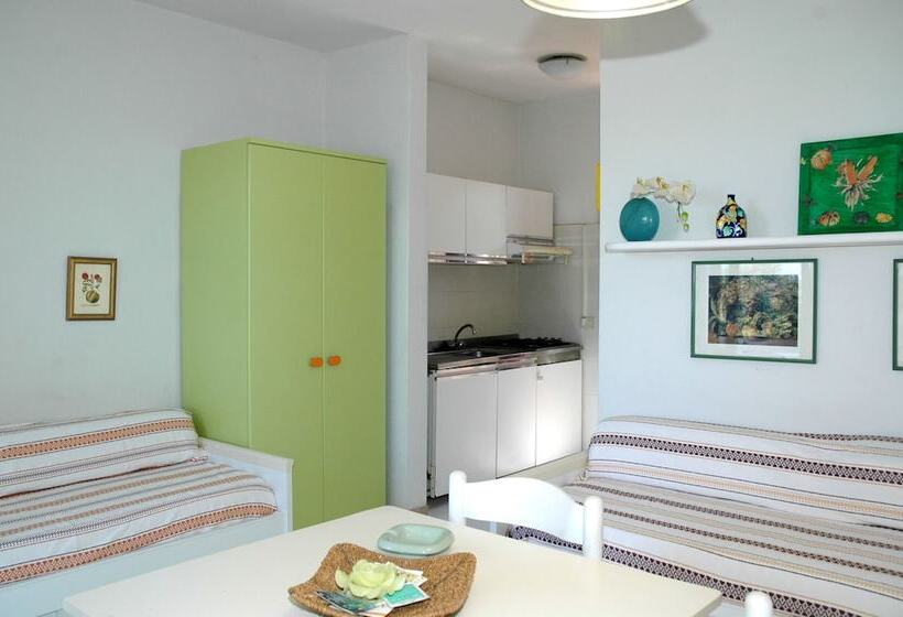 레지던스 La Turistica