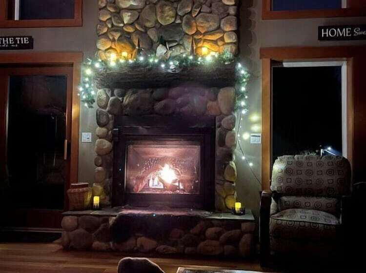 River Rock Mountain Cabin