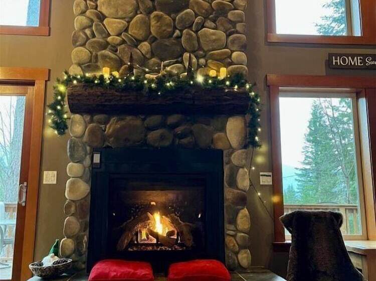 River Rock Mountain Cabin