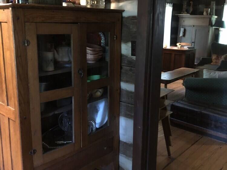 Smokey Mtn. Romantic Handcrafted Cabins