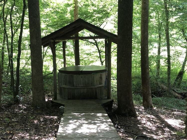 Smokey Mtn. Romantic Handcrafted Cabins