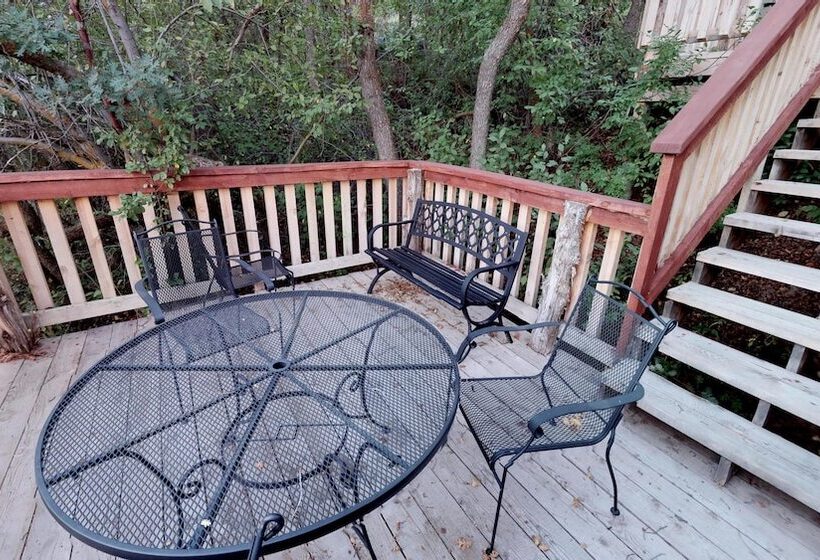 The Cabin At Lydias Canyon