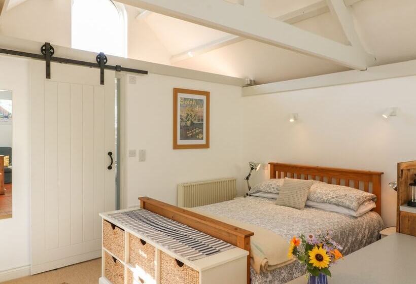 The Daffodil Shed