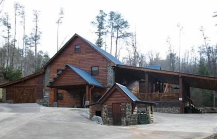The Lodge At Hideaway Hollow  Copperhill Tn