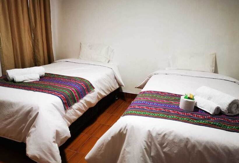 Wayra Hotel   Hostel
