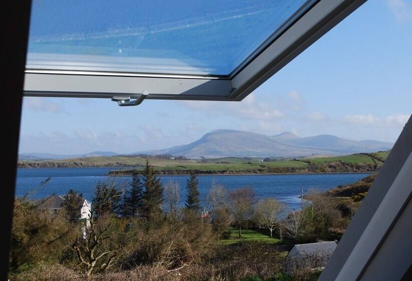 Westport Coastal Lodge