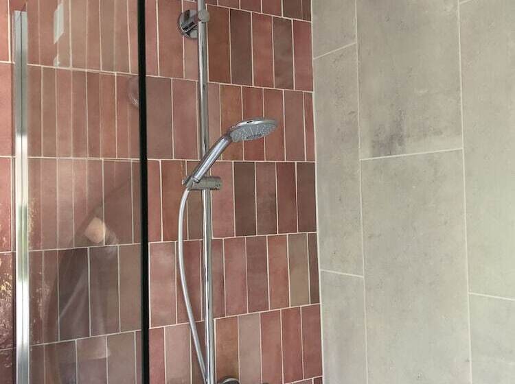 Westport Coastal Lodge