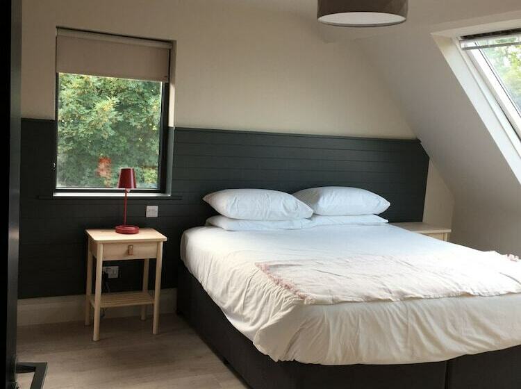 Westport Coastal Lodge