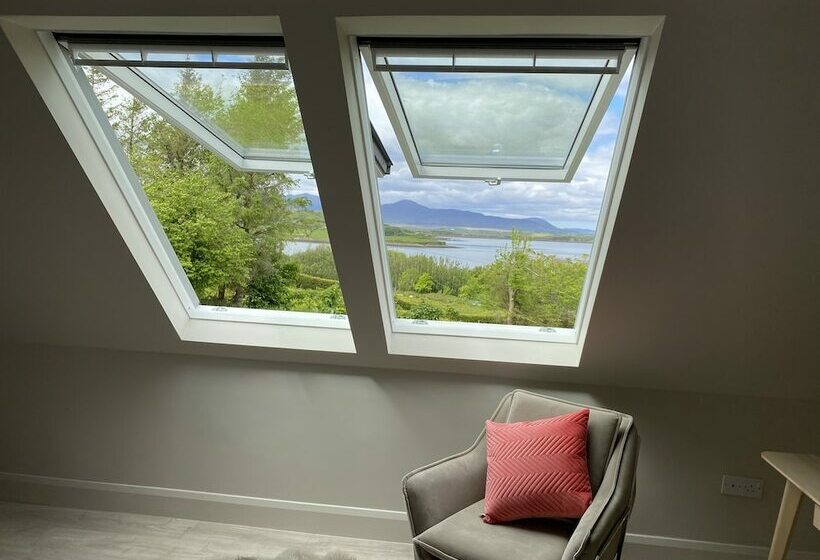 Westport Coastal Lodge