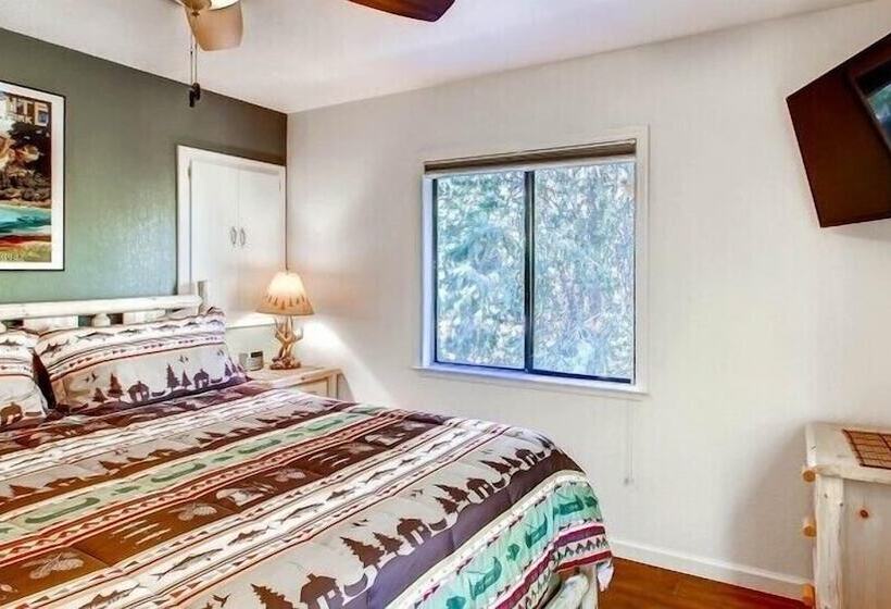 Yosemite Scenic Wonders  Golden Trout