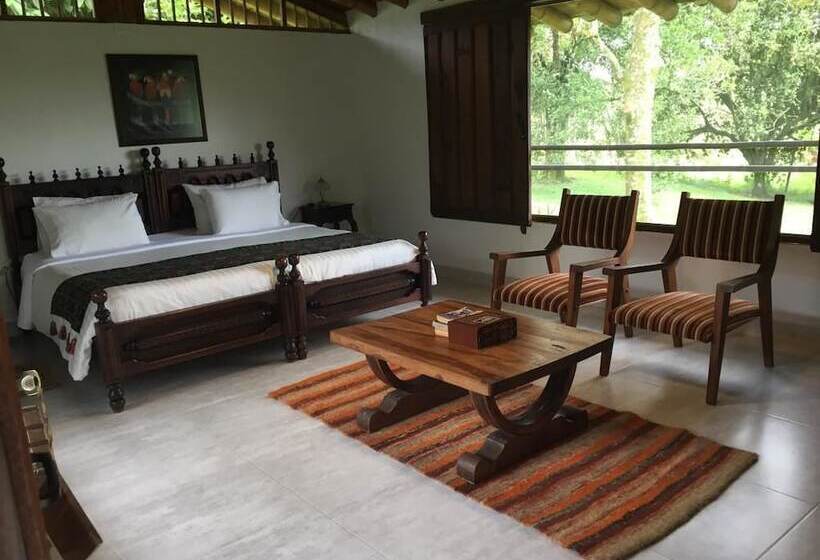 تختخواب و صبحانه Finca Villa Nora