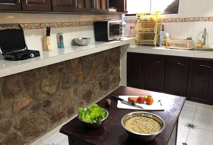 مبيت وإفطار Illari Kusi