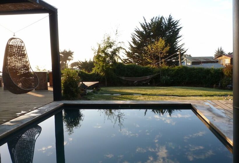 مبيت وإفطار Natural Surf Lodge