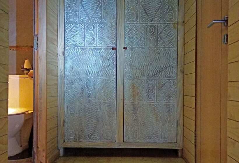 مبيت وإفطار Natural Surf Lodge