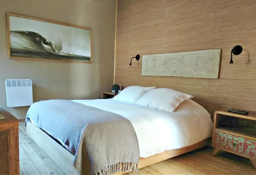 ベッドアンドブレックファースト Natural Surf Lodge